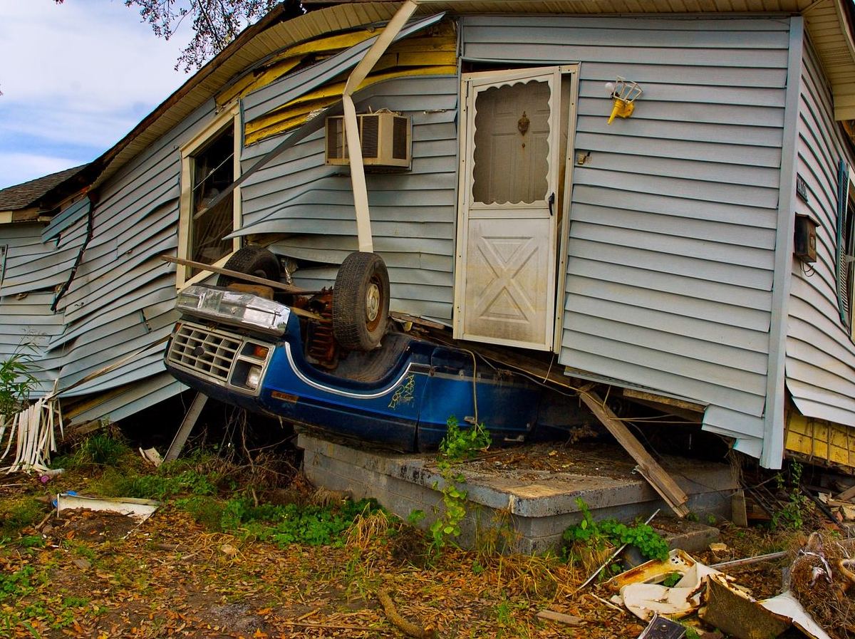 Оценка ущерба (ДТП, затоп, пожар) 